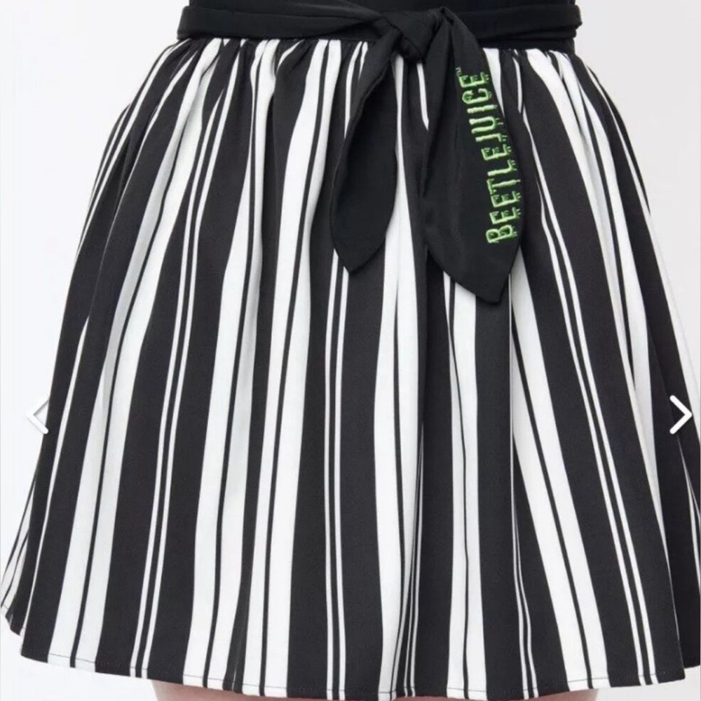 NWT S 4 Unique Vintage x Beetlejuice Black & White Striped Skirt